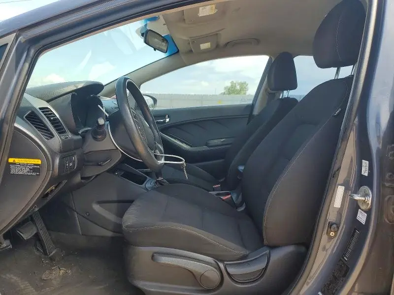 2016 KIA FORTE LX  