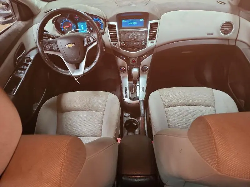 2012 CHEVROLET CRUZE LT  
