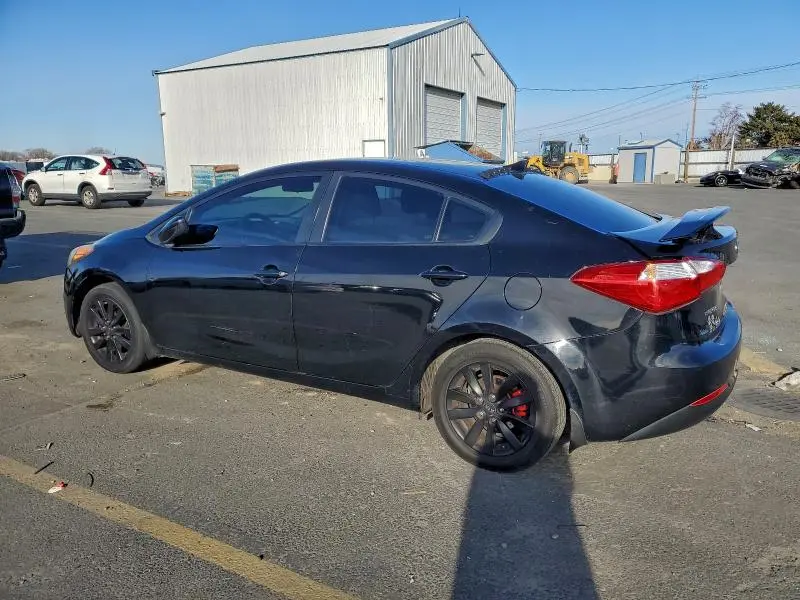 2015 KIA FORTE LX  