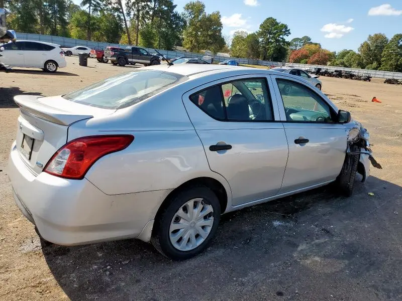 2015 NISSAN VERSA S  