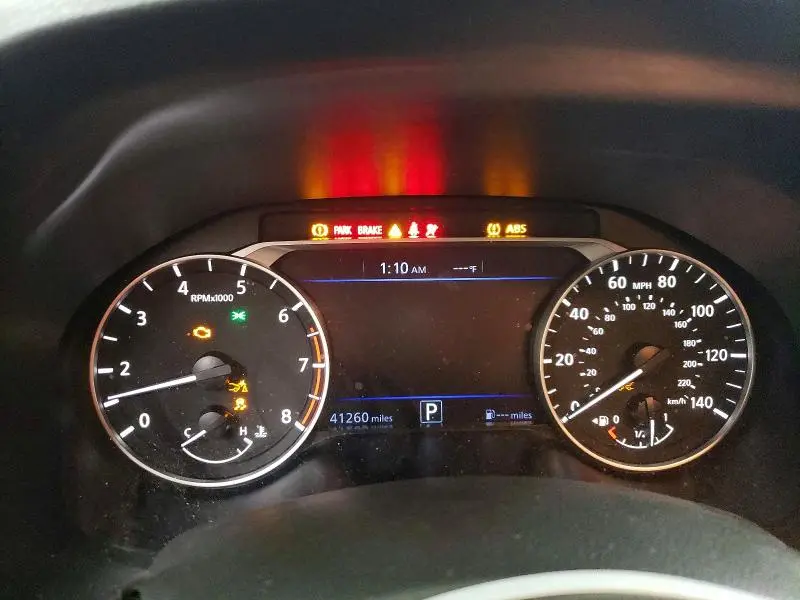 2022 NISSAN ALTIMA SV  