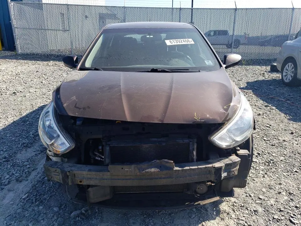2015 HYUNDAI ACCENT GS  