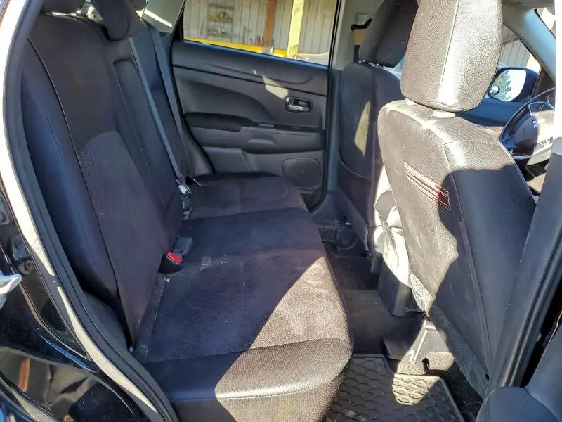 2014 MITSUBISHI OUTLANDER SPORT SE  