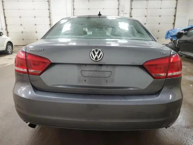 2015 VOLKSWAGEN PASSAT S  