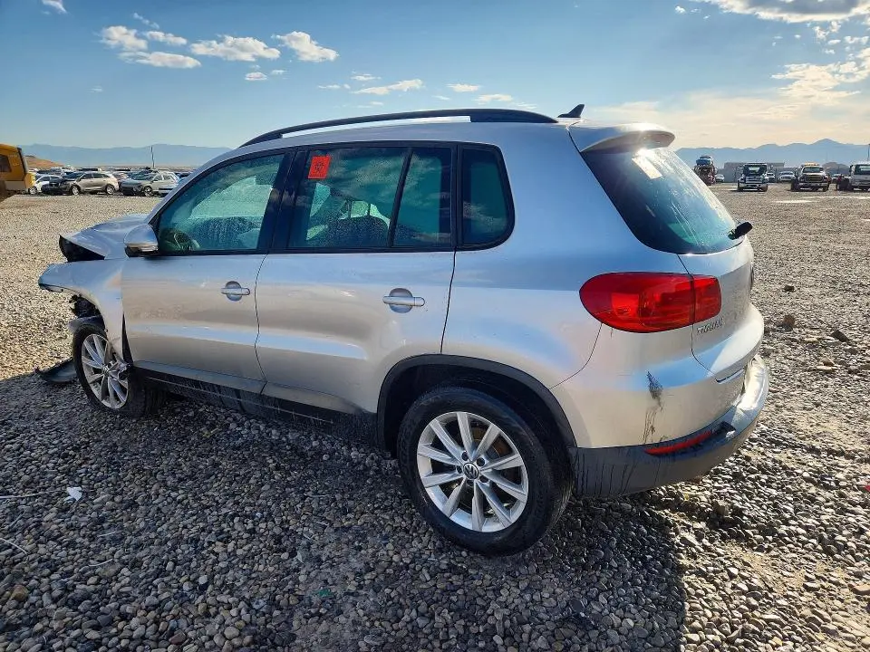 2015 VOLKSWAGEN TIGUAN S  
