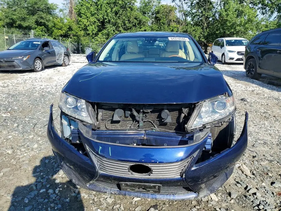 2013 LEXUS ES 300H  