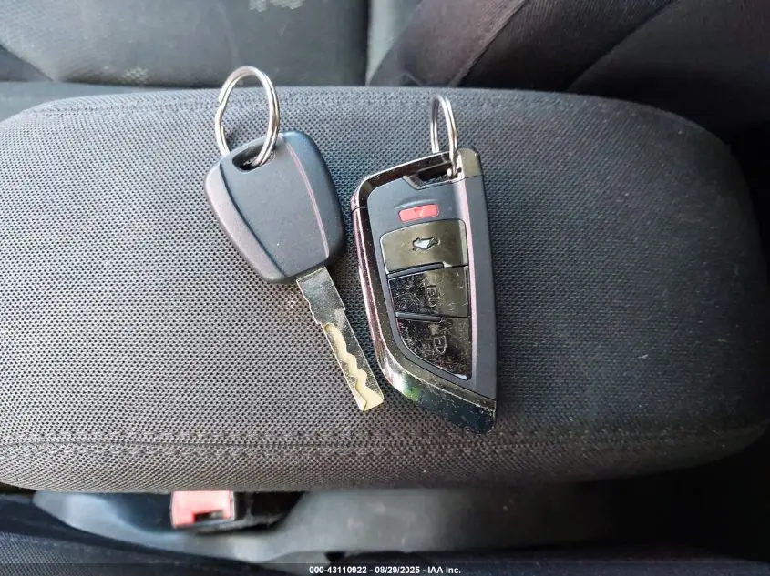 2017 JEEP RENEGADE LATITUDE FWD