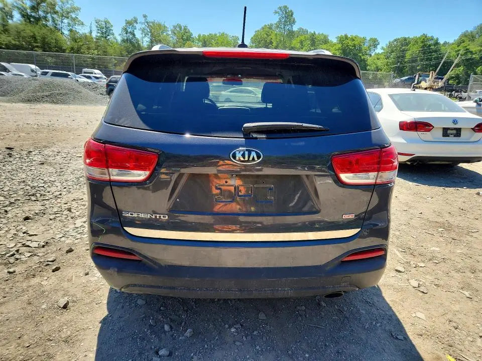 2016 KIA SORENTO LX  