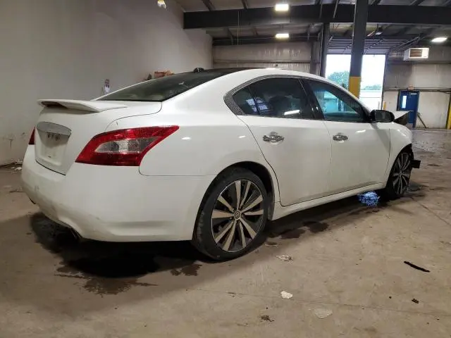 2011 NISSAN MAXIMA S  