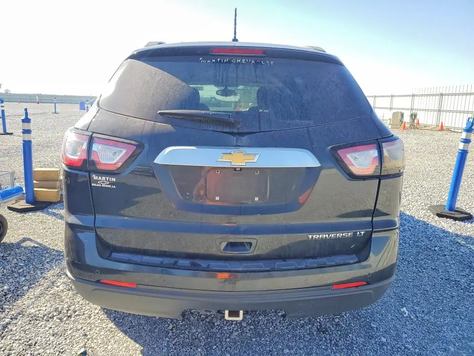 2014 CHEVROLET TRAVERSE LT  
