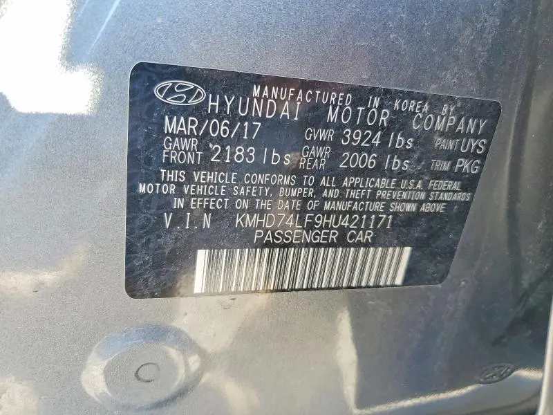 2017 HYUNDAI ELANTRA SE  