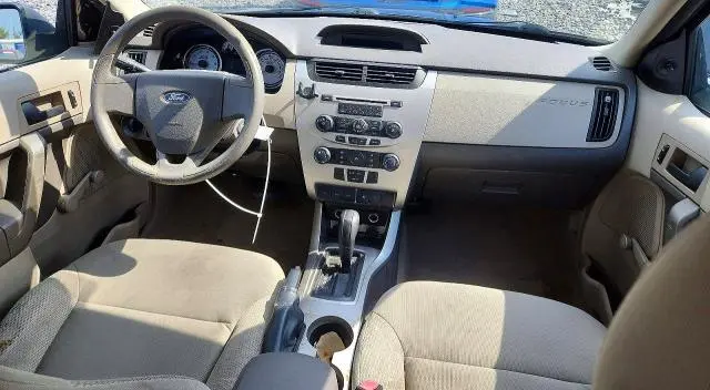 2010 FORD FOCUS S  