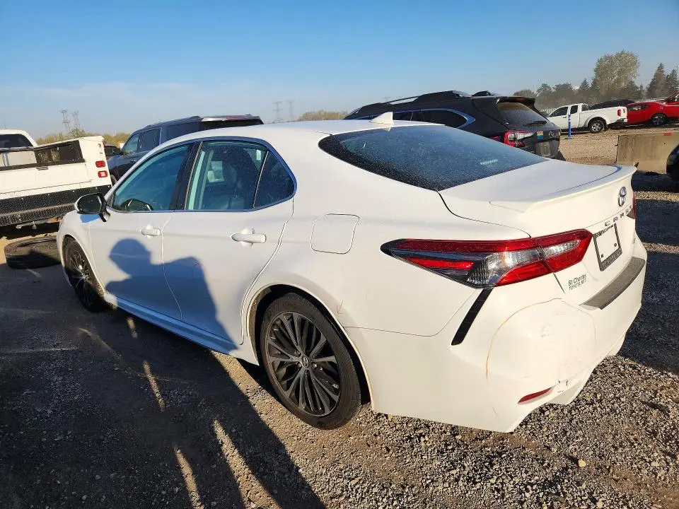 2019 TOYOTA CAMRY SE  
