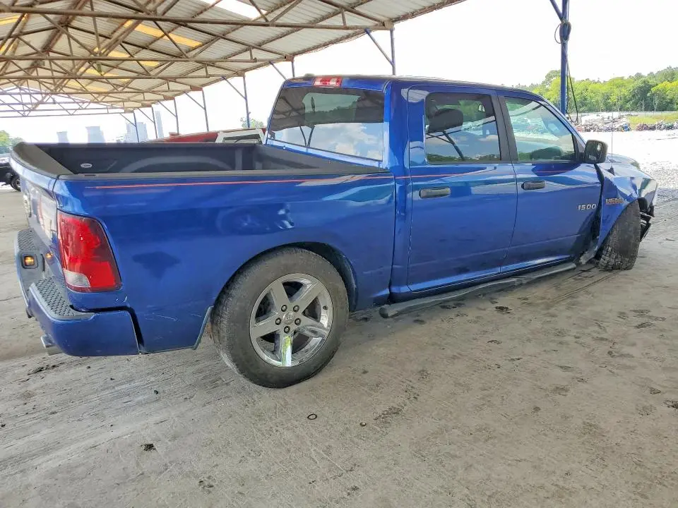 2015 RAM 1500 ST  