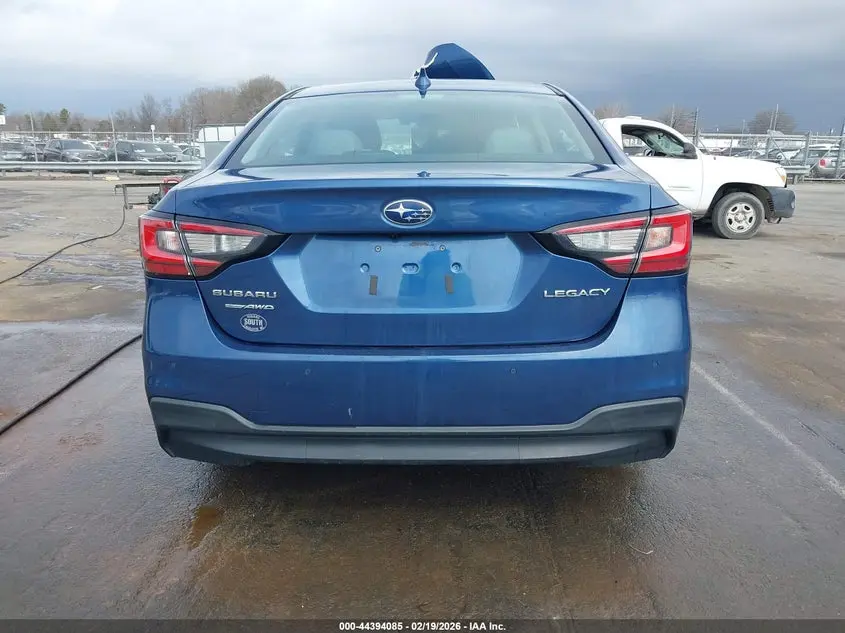 2022 SUBARU LEGACY LIMITED
