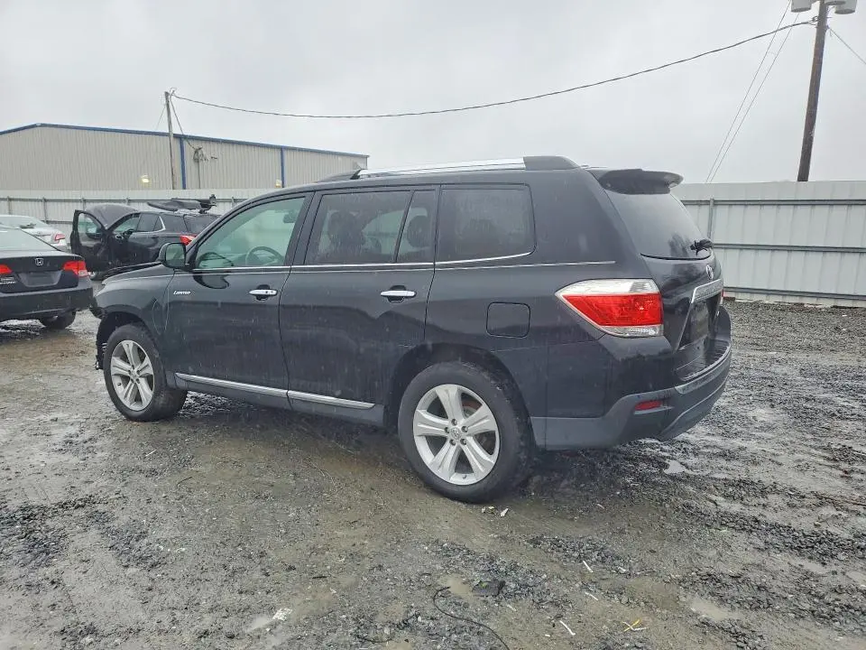2013 TOYOTA HIGHLANDER LIMITED  