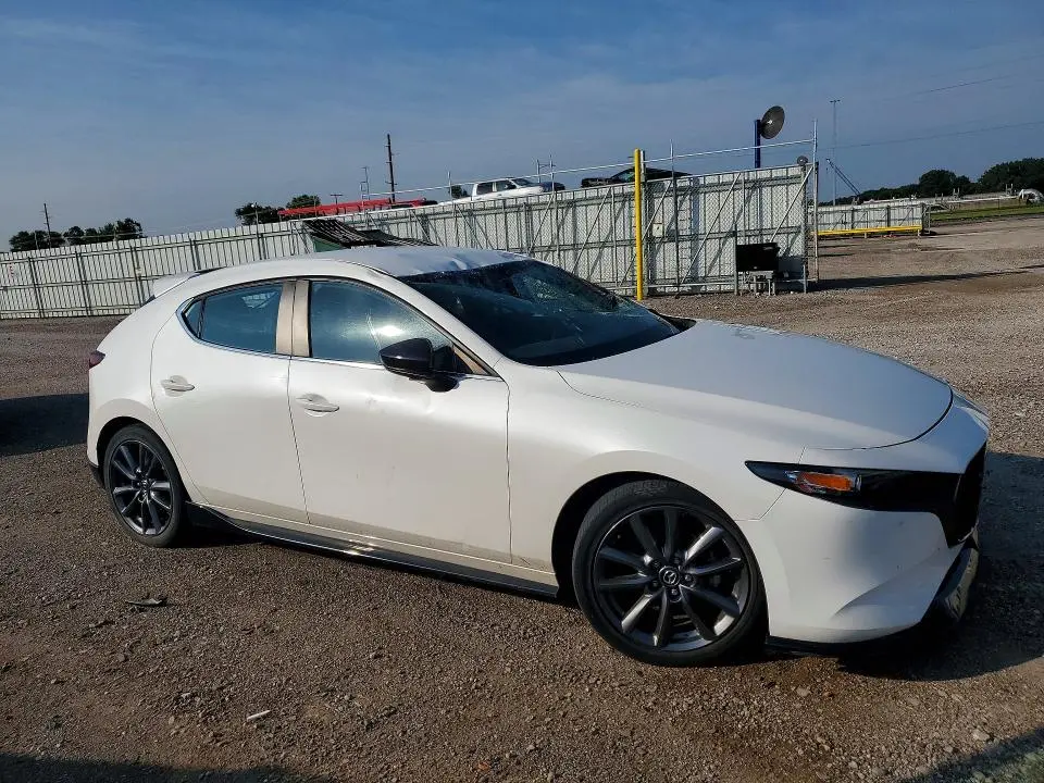 2020 MAZDA 3   