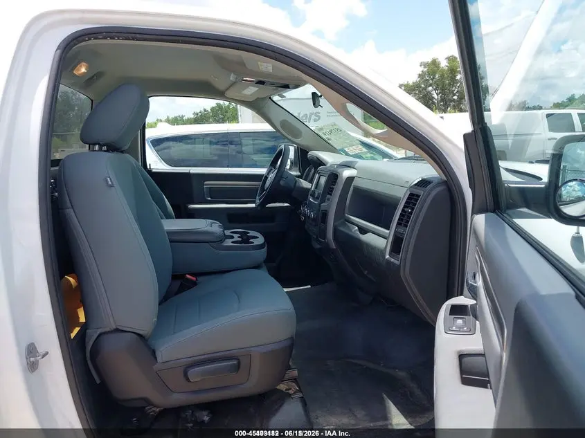 2017 RAM 1500 TRADESMAN  4X2 8' BOX