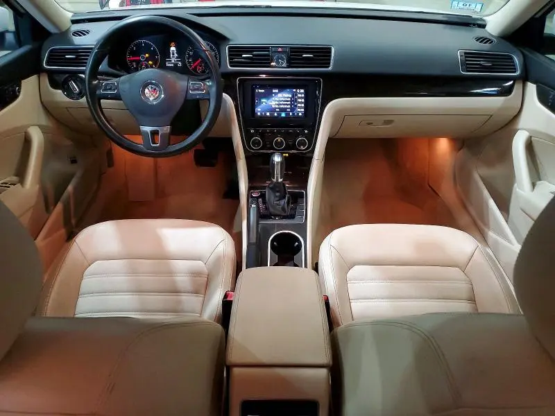 2014 VOLKSWAGEN PASSAT SEL  