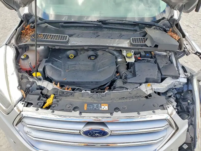 2017 FORD ESCAPE TITANIUM  