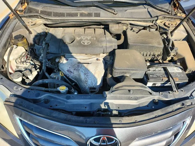 2010 TOYOTA CAMRY LE  