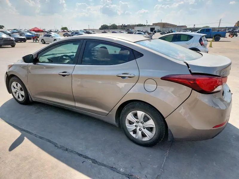 2016 HYUNDAI ELANTRA SE  
