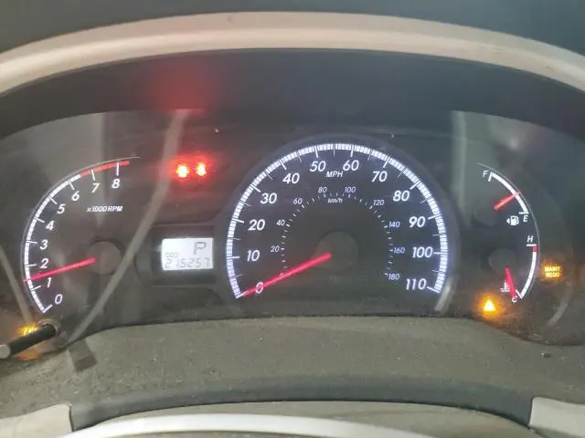 2012 TOYOTA SIENNA LE