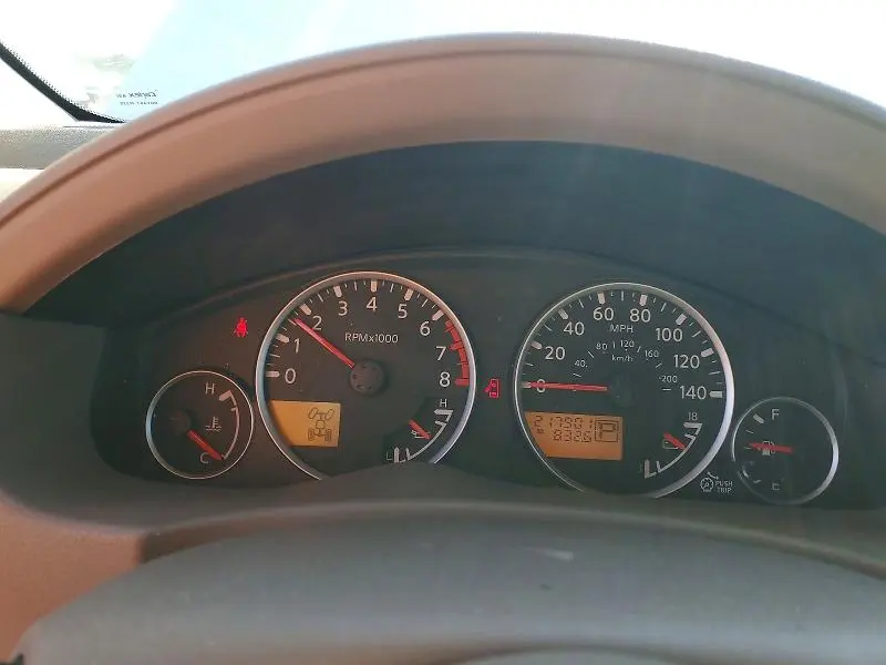 2010 NISSAN PATHFINDER S  