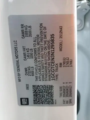 2022 CHEVROLET COLORADO LT  