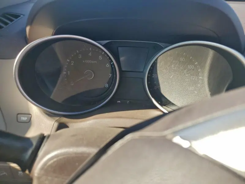 2012 HYUNDAI TUCSON GLS  