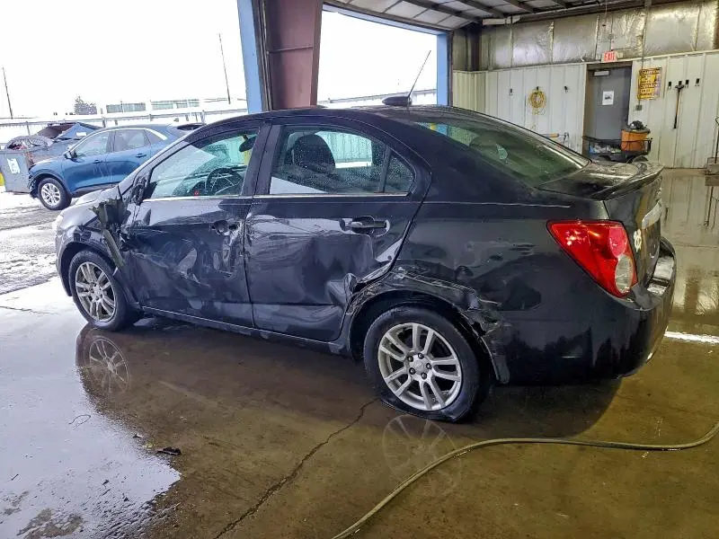 2015 CHEVROLET SONIC LT  