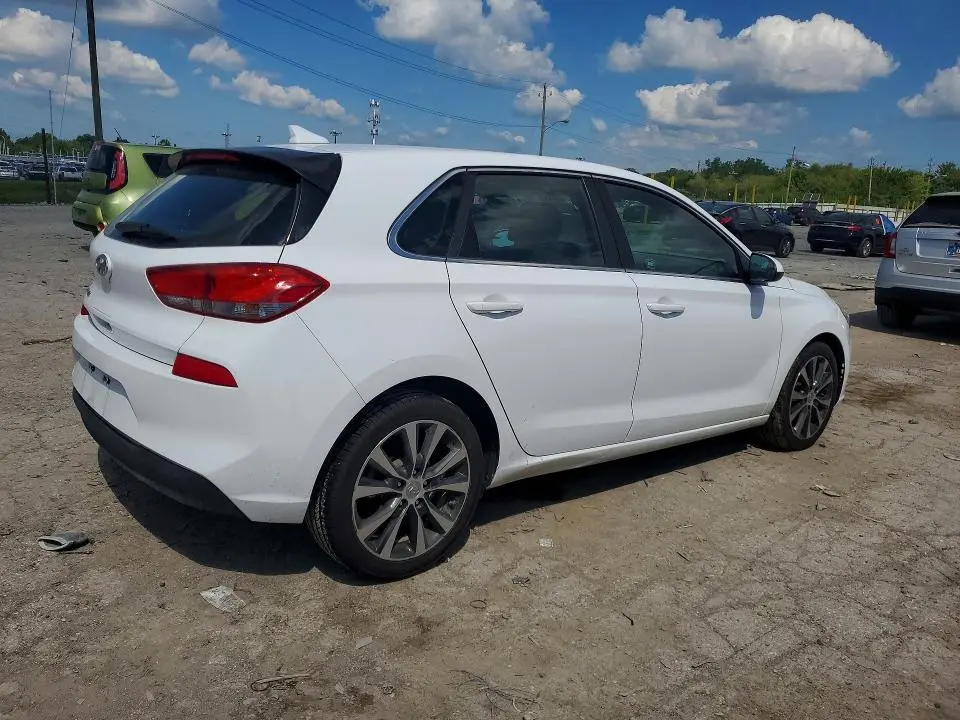 2019 HYUNDAI ELANTRA GT BASE  
