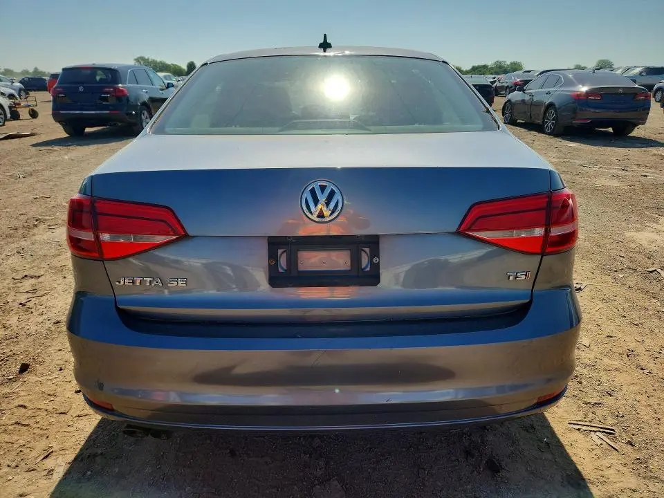 2015 VOLKSWAGEN JETTA SE  