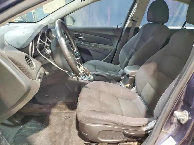 2013 CHEVROLET CRUZE LT  