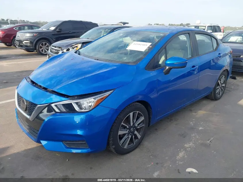 2021 NISSAN VERSA SV XTRONIC CVT