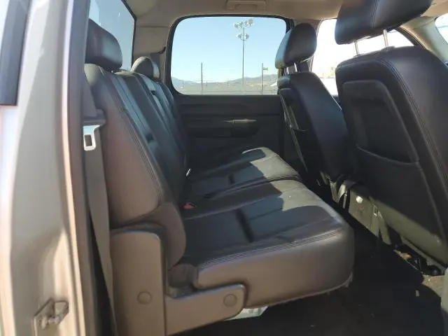 2010 CHEVROLET SILVERADO C1500 LT  