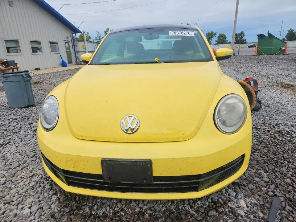 2012 VOLKSWAGEN BEETLE   