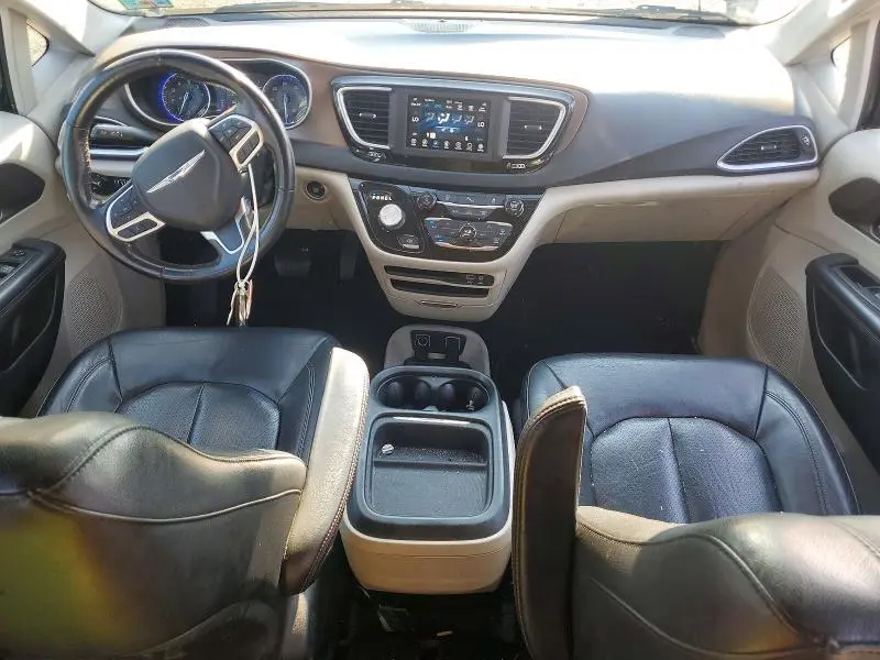 2019 CHRYSLER PACIFICA TOURING L  