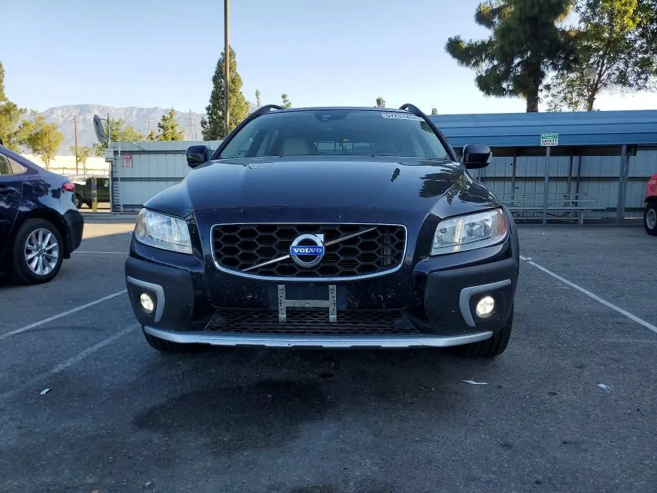 2016 VOLVO XC70 T5 PREMIER  