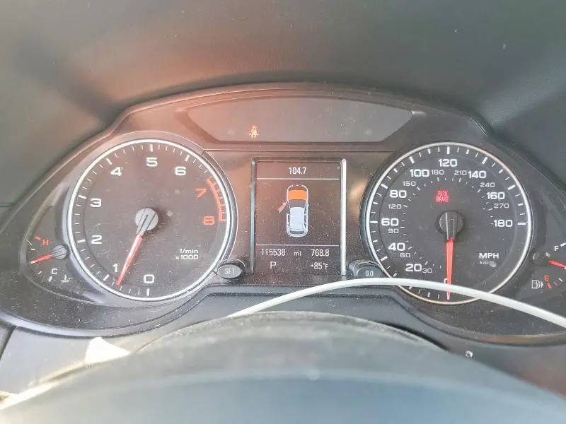 2010 AUDI Q5 PREMIUM PLUS  