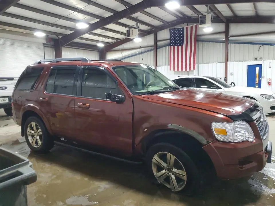 2010 FORD EXPLORER XLT  