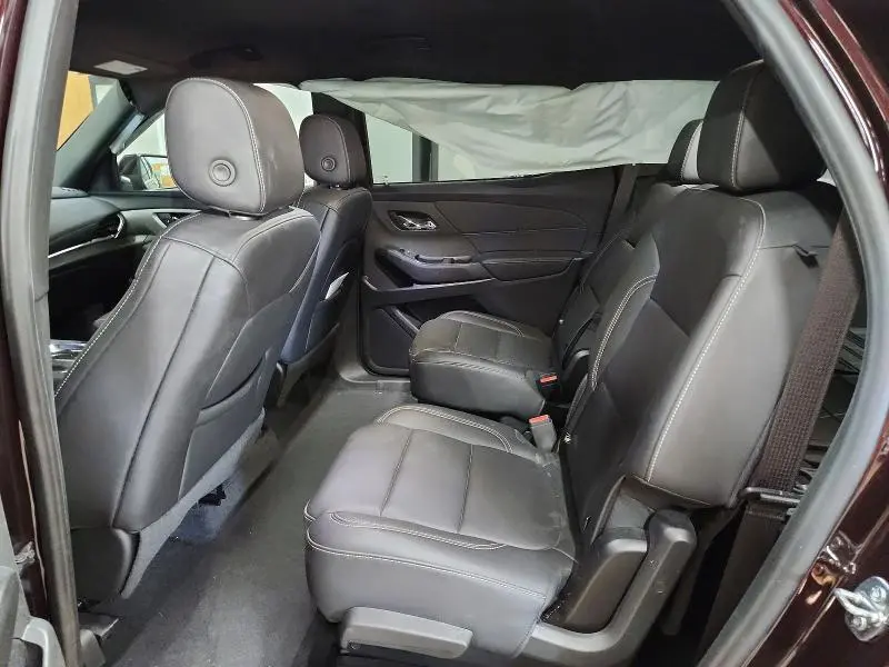 2022 CHEVROLET TRAVERSE LT  