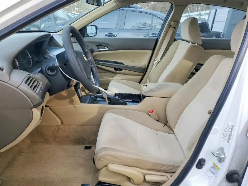 2010 HONDA ACCORD LX  