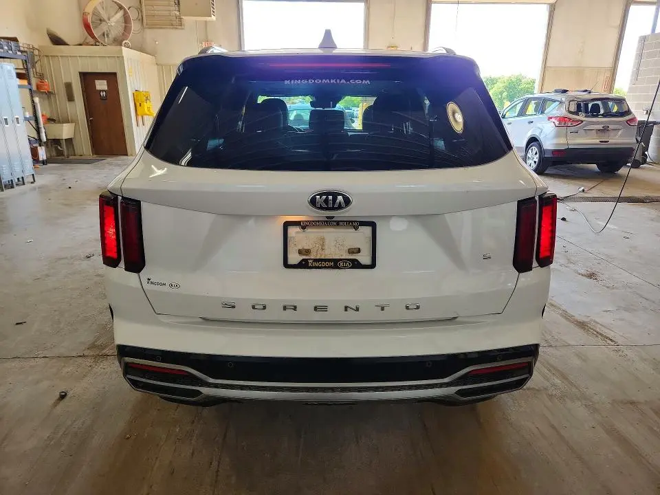 2021 KIA SORENTO S  