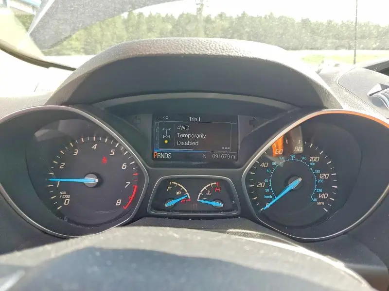 2016 FORD ESCAPE SE  