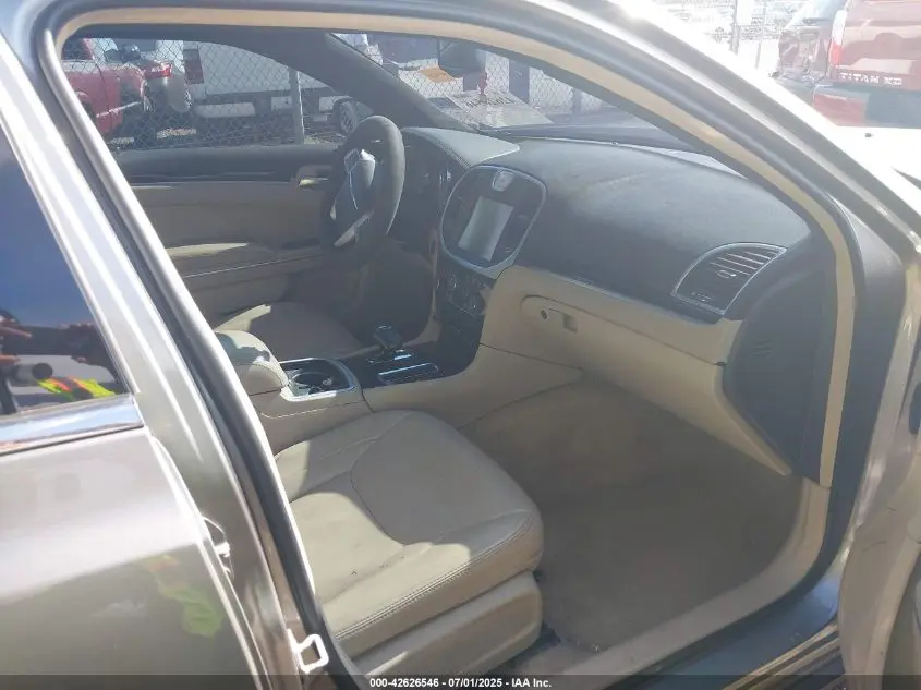 2014 CHRYSLER 300  