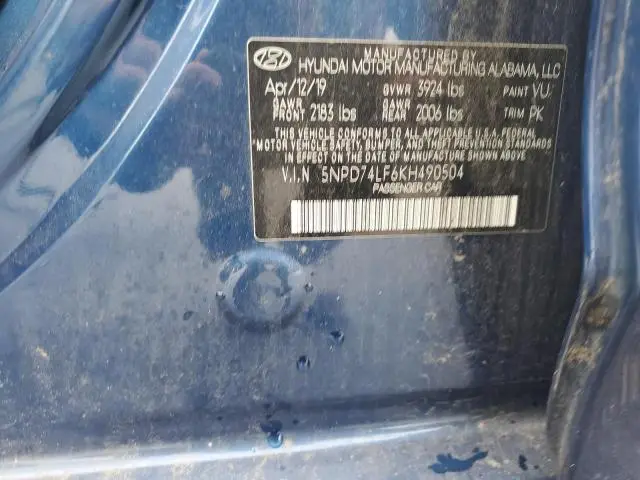 2019 HYUNDAI ELANTRA SE  