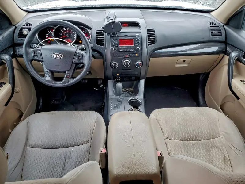 2011 KIA SORENTO BASE  