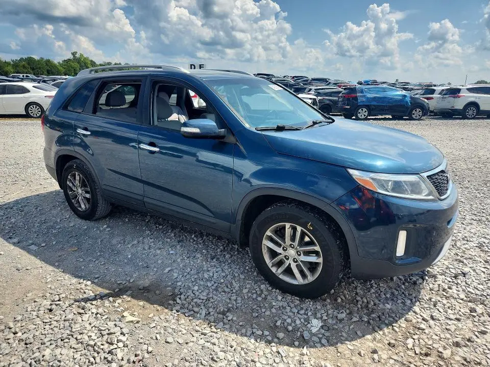 2014 KIA SORENTO LX  
