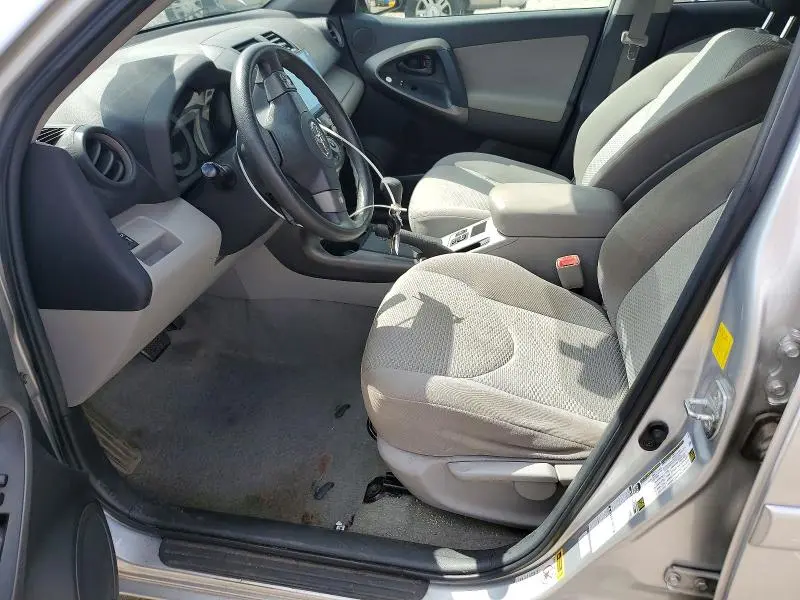 2011 TOYOTA RAV4 BASE  
